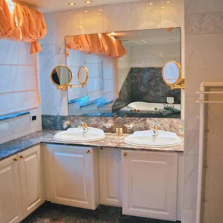 Villa Celeste Met Jacuzzi Nabij Kust *