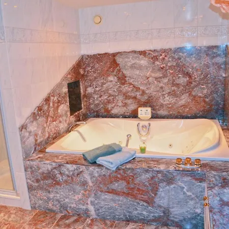 Celeste Met Jacuzzi Nabij Kust Villa *